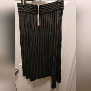 (NWT) Max Studio womens sweater skirt MIDI